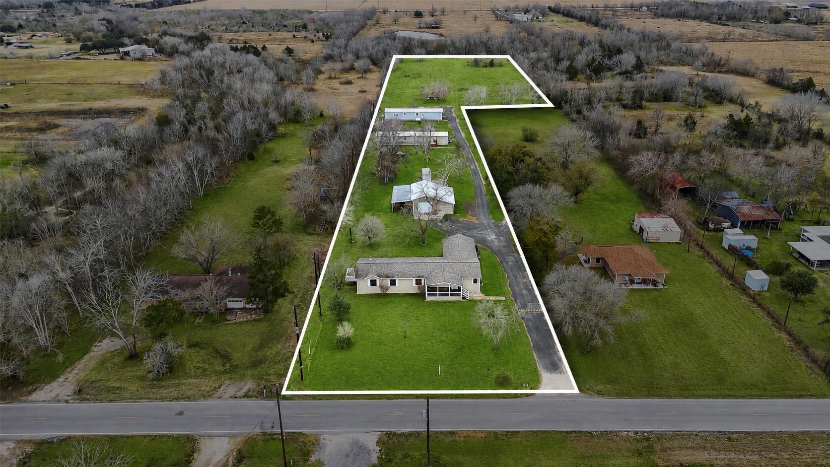 property line estimated, virtually enhanced