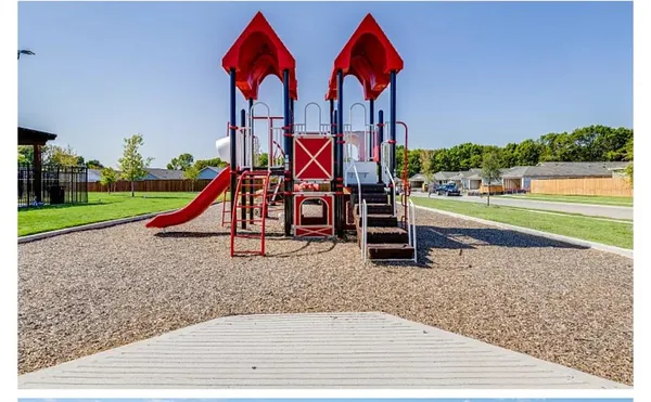 $2,200 | 613 Holleman Drive, Princeton, TX 75407