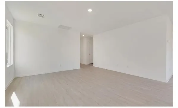 $2,200 | 613 Holleman Drive, Princeton, TX 75407