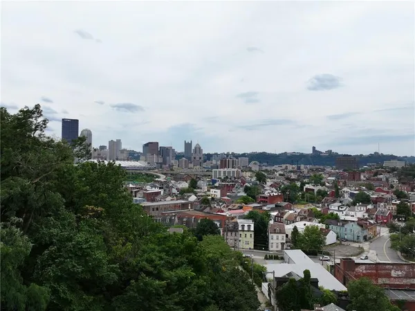 a picture of city view