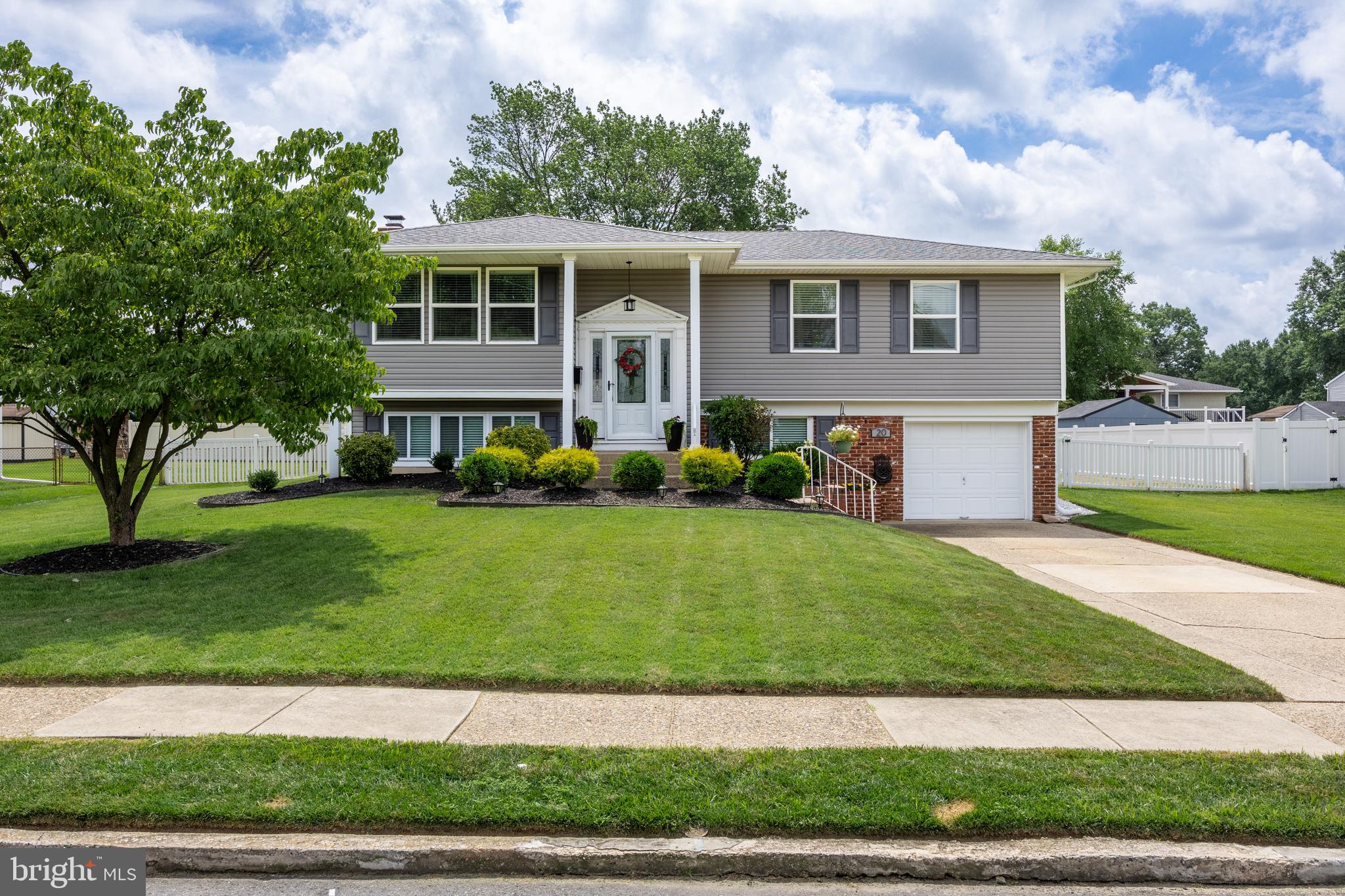 20 Navy Drive Delran, NJ 08075 - Photo 2 of 50