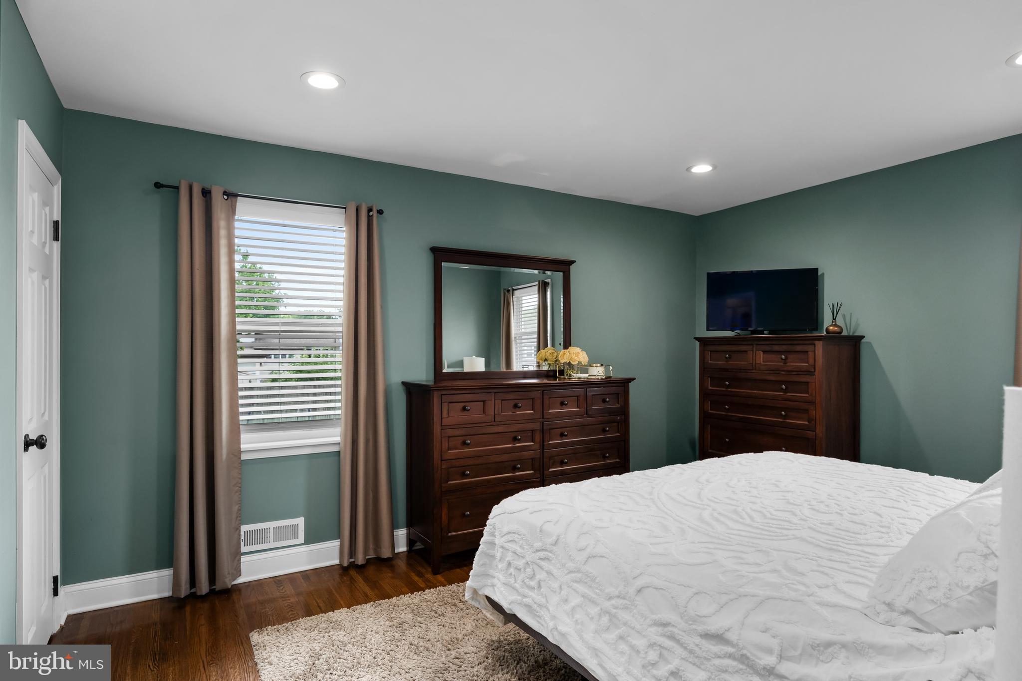 20 Navy Drive Delran, NJ 08075 - Photo 22 of 50