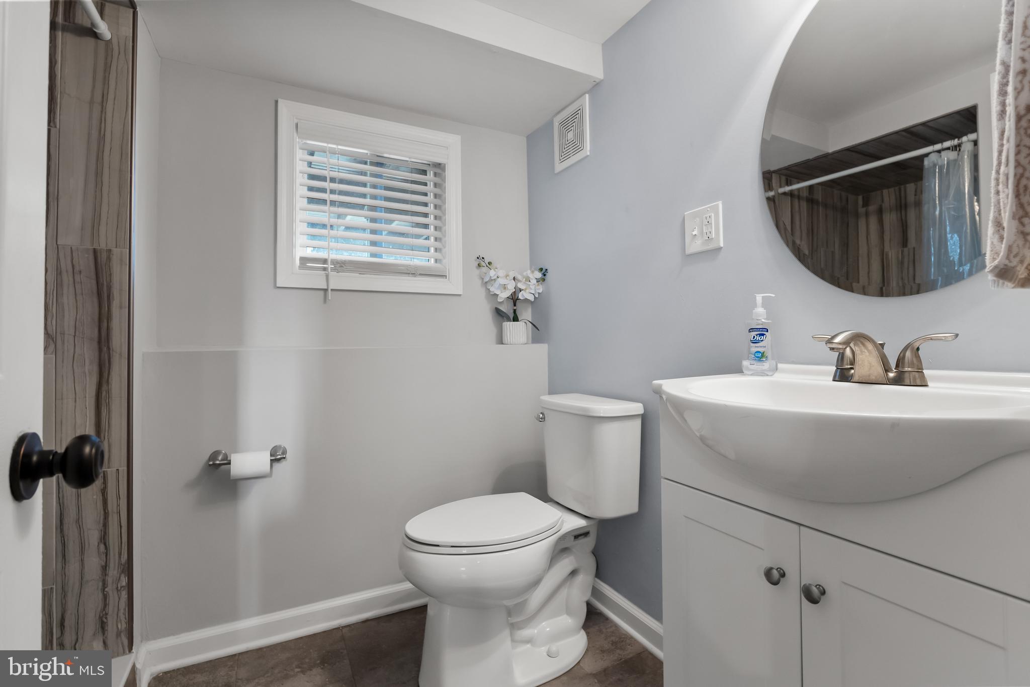 20 Navy Drive Delran, NJ 08075 - Photo 29 of 50