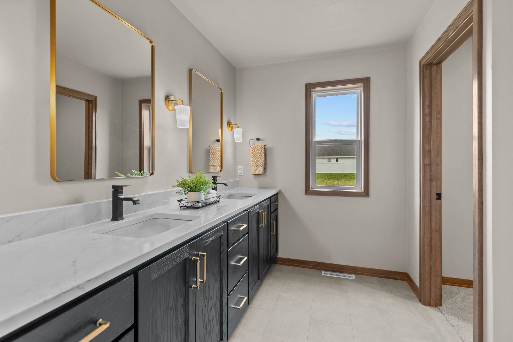 2386 Scheuring Road De Pere, WI 54115 - Photo 27 of 49