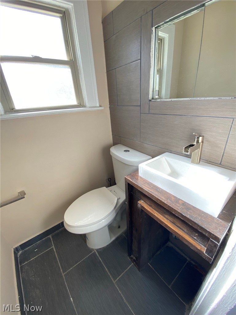 12920 Cedar Road Cleveland, OH 44118 - Photo 16 of 35 Gallery Image 16