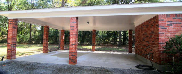 3384 Lacoste Road Mobile, AL 36618 - Photo 5 of 21 Carport behind house