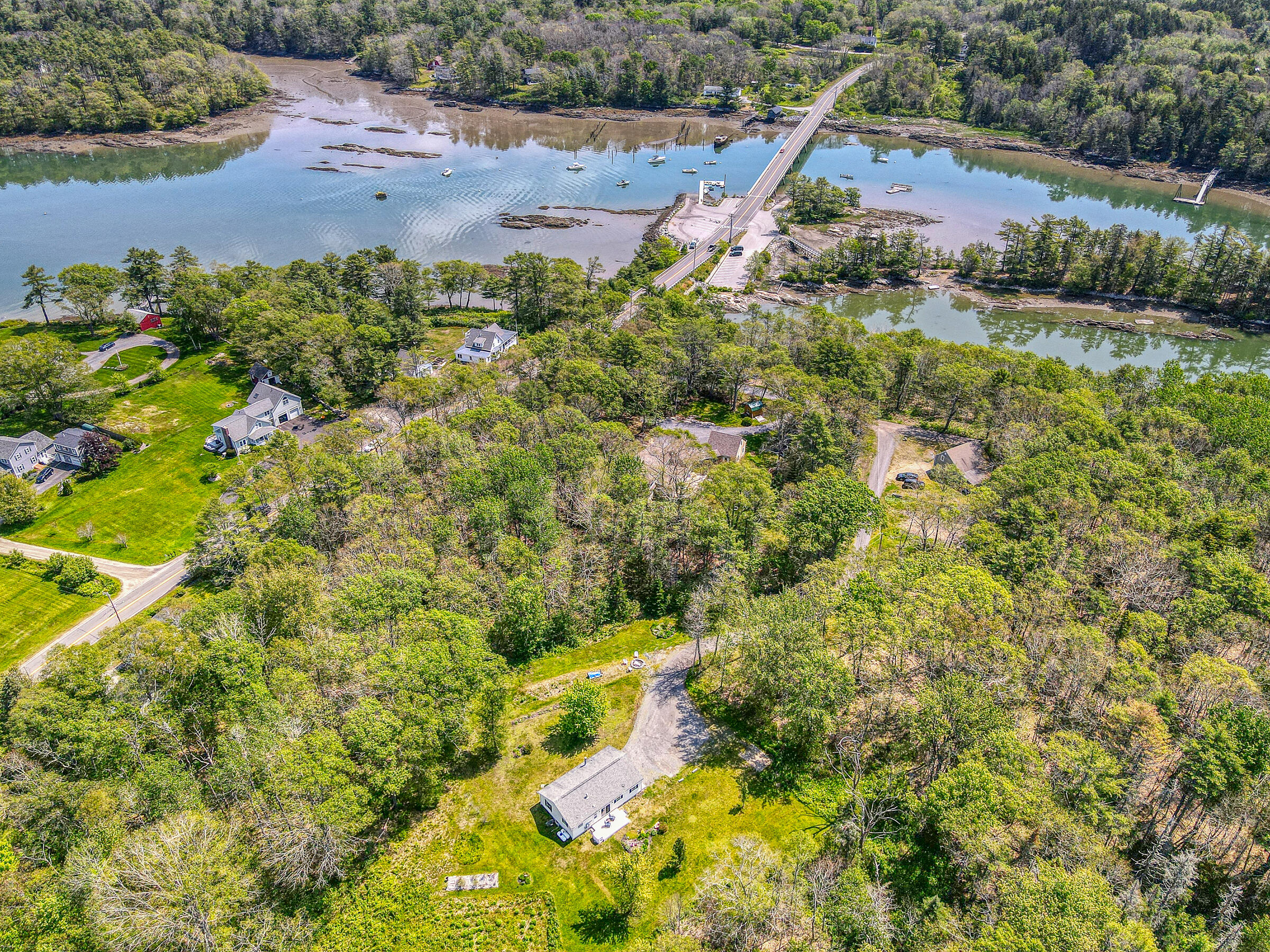 11 Knickerkane Road Boothbay, ME 04537 - Photo 1 of 32 109166ae-104