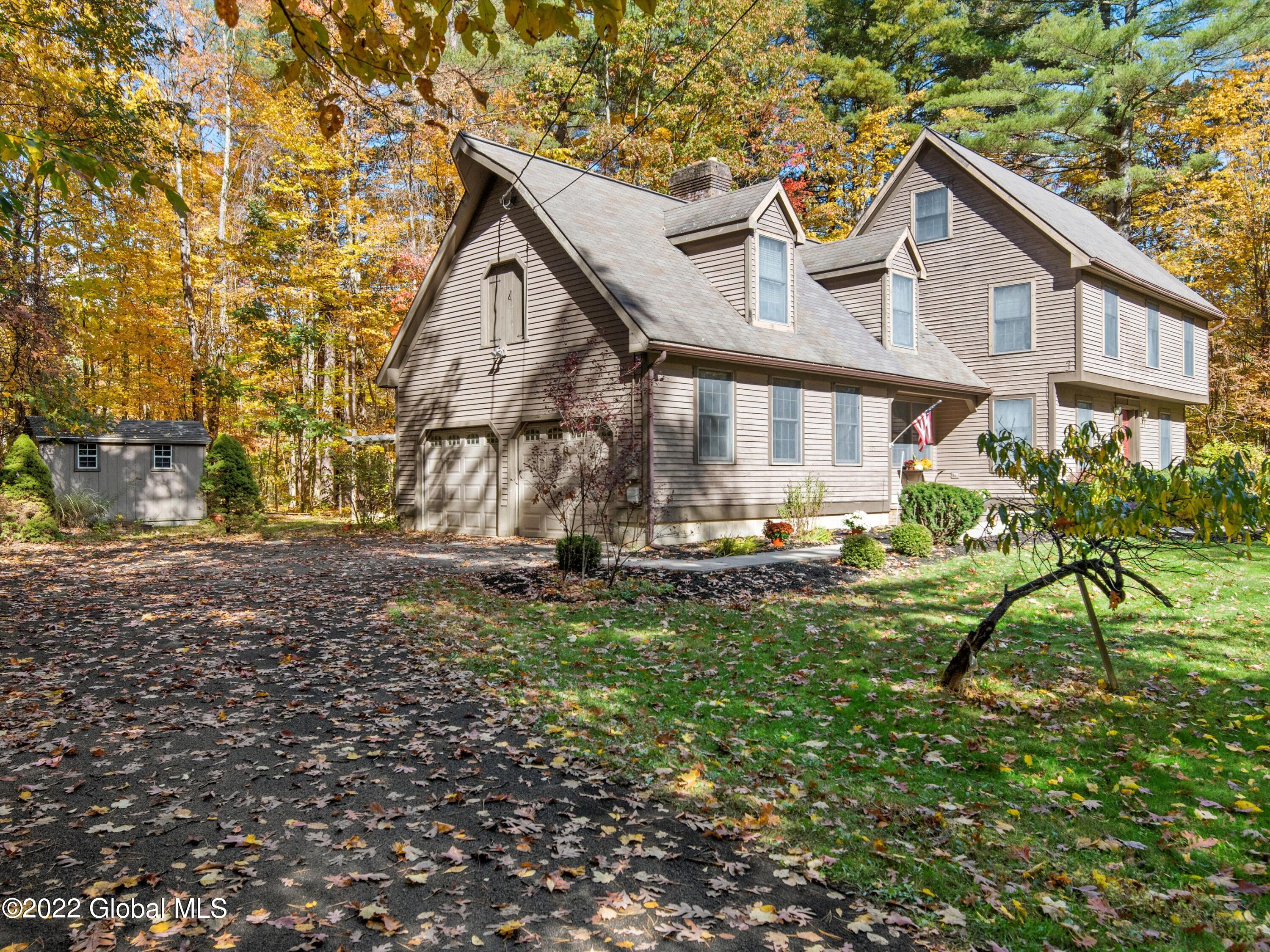 325 Daniels Road Greenfield, NY 12866 - Photo 2 of 41 44-FJD_5330