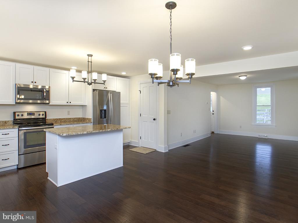 20924 Mt Zion Road Freeland, MD 21053 - Photo 8 of 30 Interior (General)