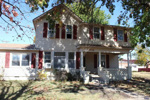 $105,000 | 618 Main Street, Osage City, KS 66523