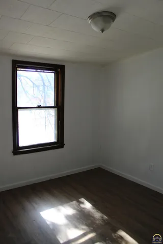 $105,000 | 618 Main Street, Osage City, KS 66523