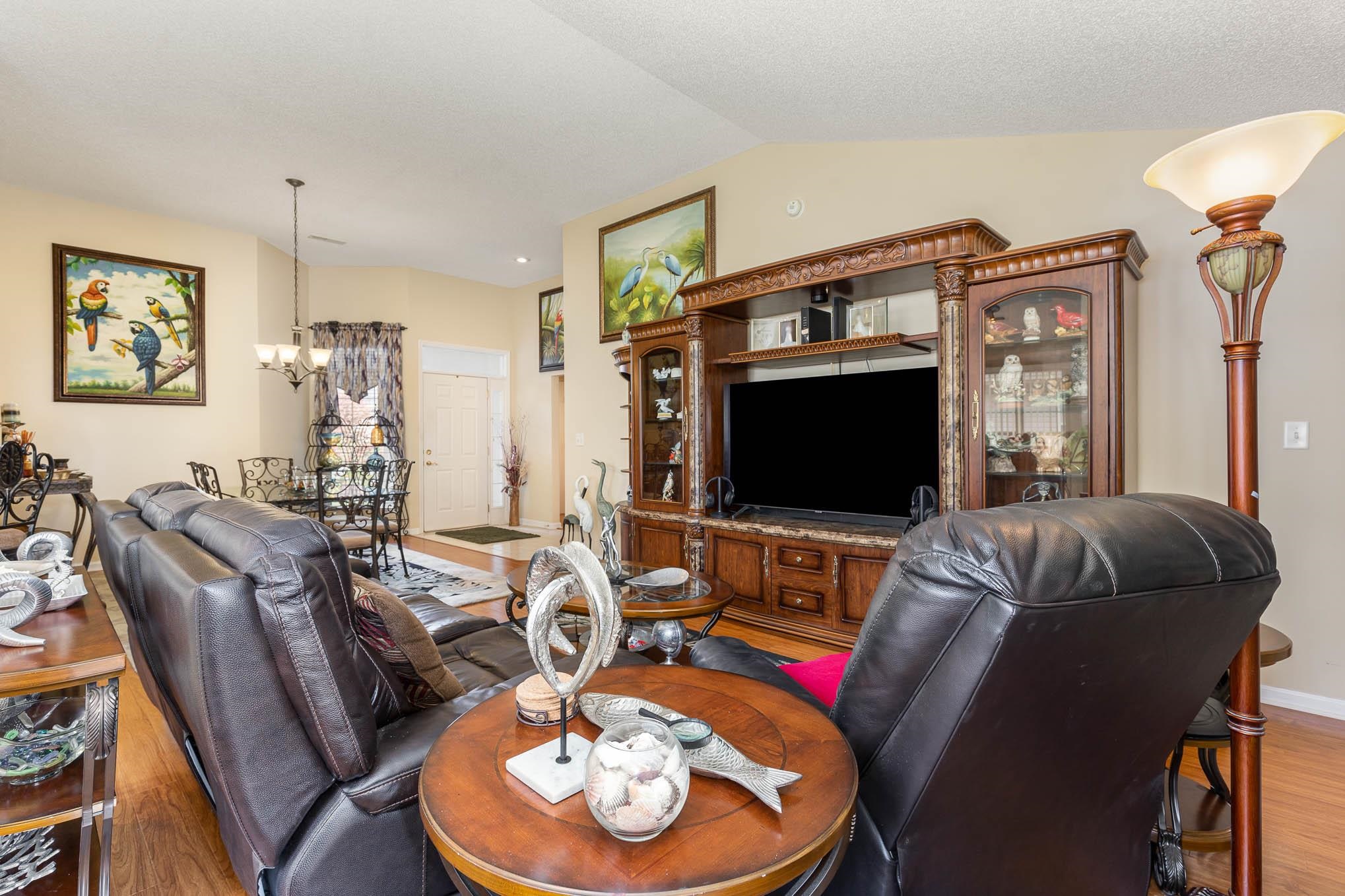8015 Leeward Lane Murrells Inlet, SC 29576 - Photo 10 of 26 Gallery Image 10