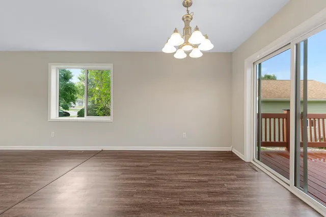 $289,900 | 2112 York Street, St. Peter, MN 56082