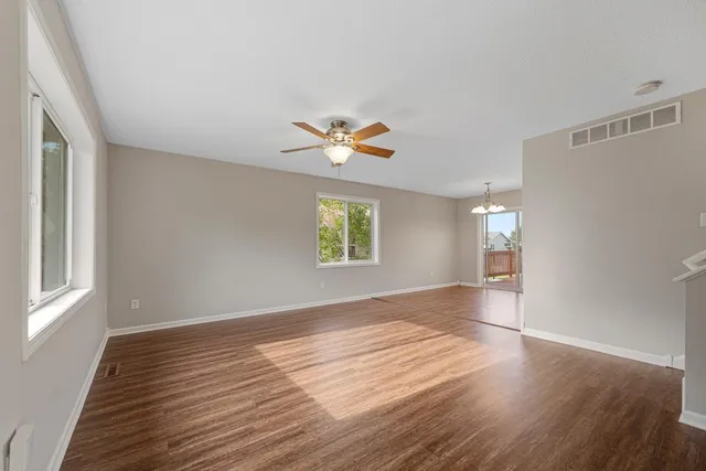 $289,900 | 2112 York Street, St. Peter, MN 56082