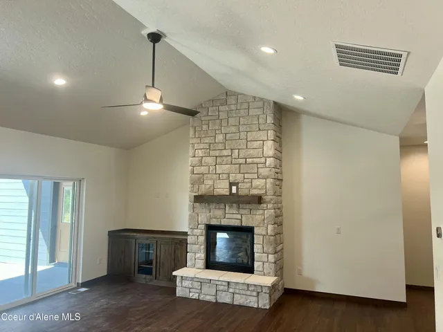 $1,078,000 | 2 Rathdrum Id 83858, Rathdrum, ID 83858