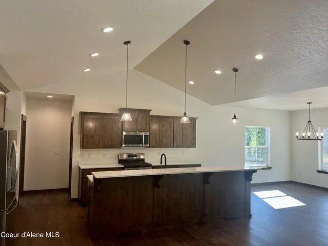 $1,078,000 | 2 Rathdrum Id 83858, Rathdrum, ID 83858