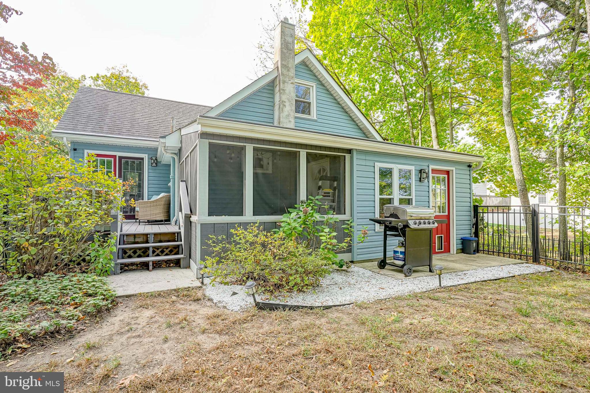 407 Hamilton Road Glassboro, NJ 08028 - Photo 28 of 31 front view of a house with a yard