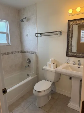 $2,795 | 8601 Rue Chateaux Drive, Largo, FL 33777