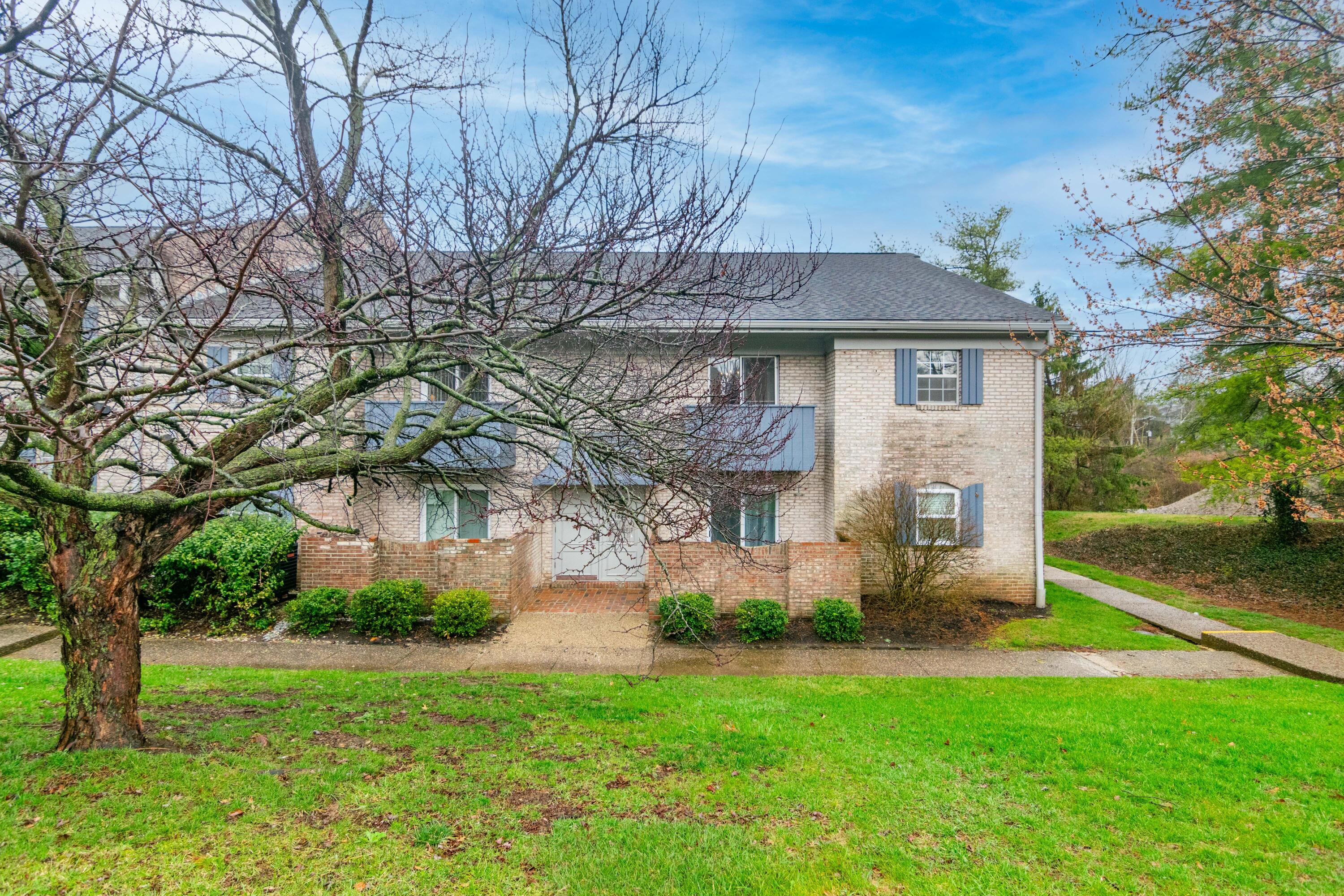 1088 Armstrong Mill Road, Unit D Lexington, KY 40517 - Photo 1 of 14 1088ArmstrongMillD-0055