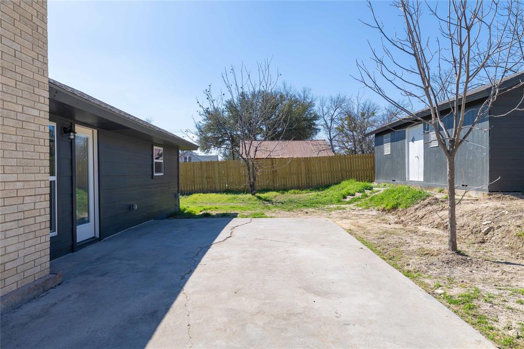 603 North Pearl Street Comanche, TX 76442 - Photo 26 of 40