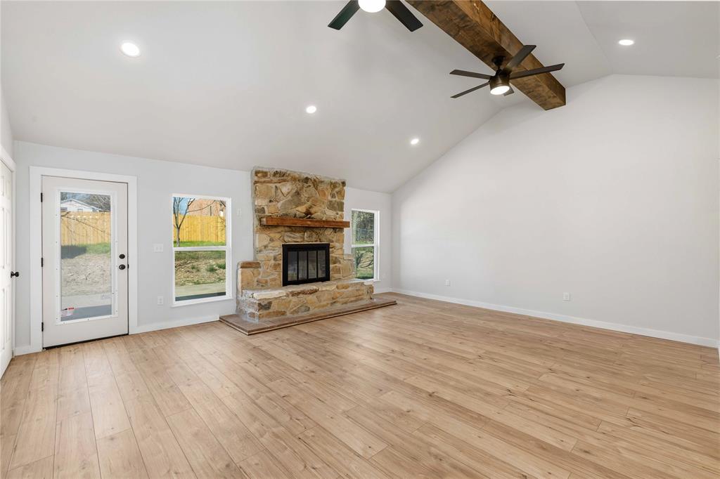 603 North Pearl Street Comanche, TX 76442 - Photo 7 of 40