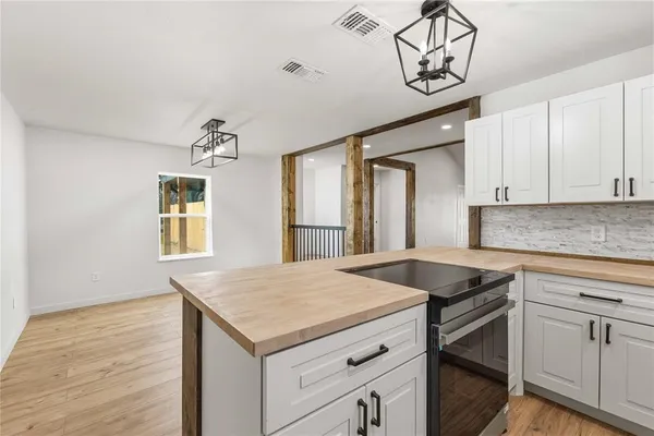 $338,000 | 603 North Pearl Street, Comanche, TX 76442