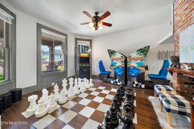 $1,100,000 | 808 North 4th Avenue, Knoxville, TN 37917