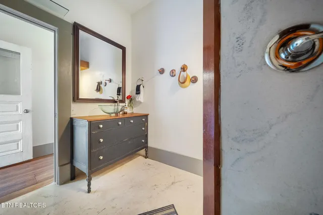 $1,100,000 | 808 North 4th Avenue, Knoxville, TN 37917