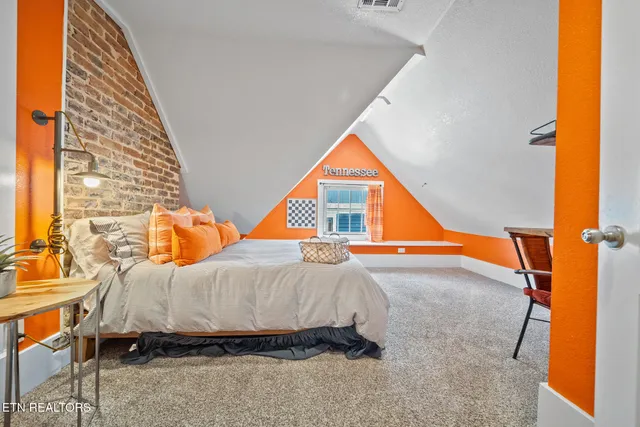 $1,100,000 | 808 North 4th Avenue, Knoxville, TN 37917