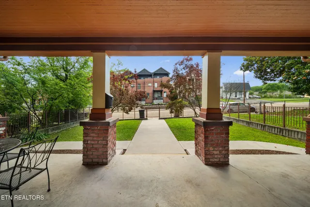 $1,100,000 | 808 North 4th Avenue, Knoxville, TN 37917
