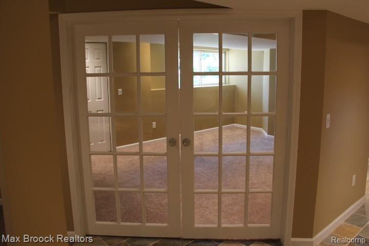 9105 Commerce Road Commerce Township, MI 48382 - Photo 48 of 60 IMG_3015.JPG