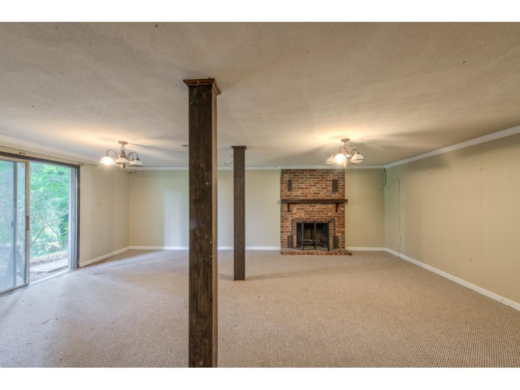 328 Mockingbird Road Bristol, TN 37620 - Photo 16 of 26 Photo 16