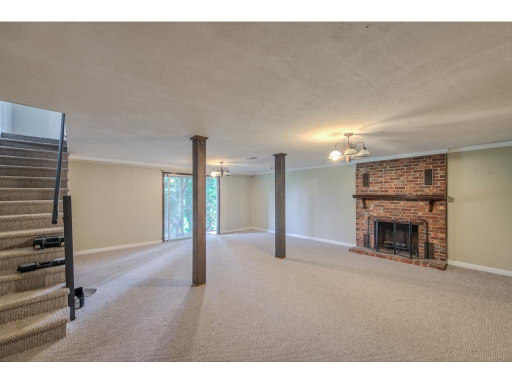 328 Mockingbird Road Bristol, TN 37620 - Photo 17 of 26 Photo 17