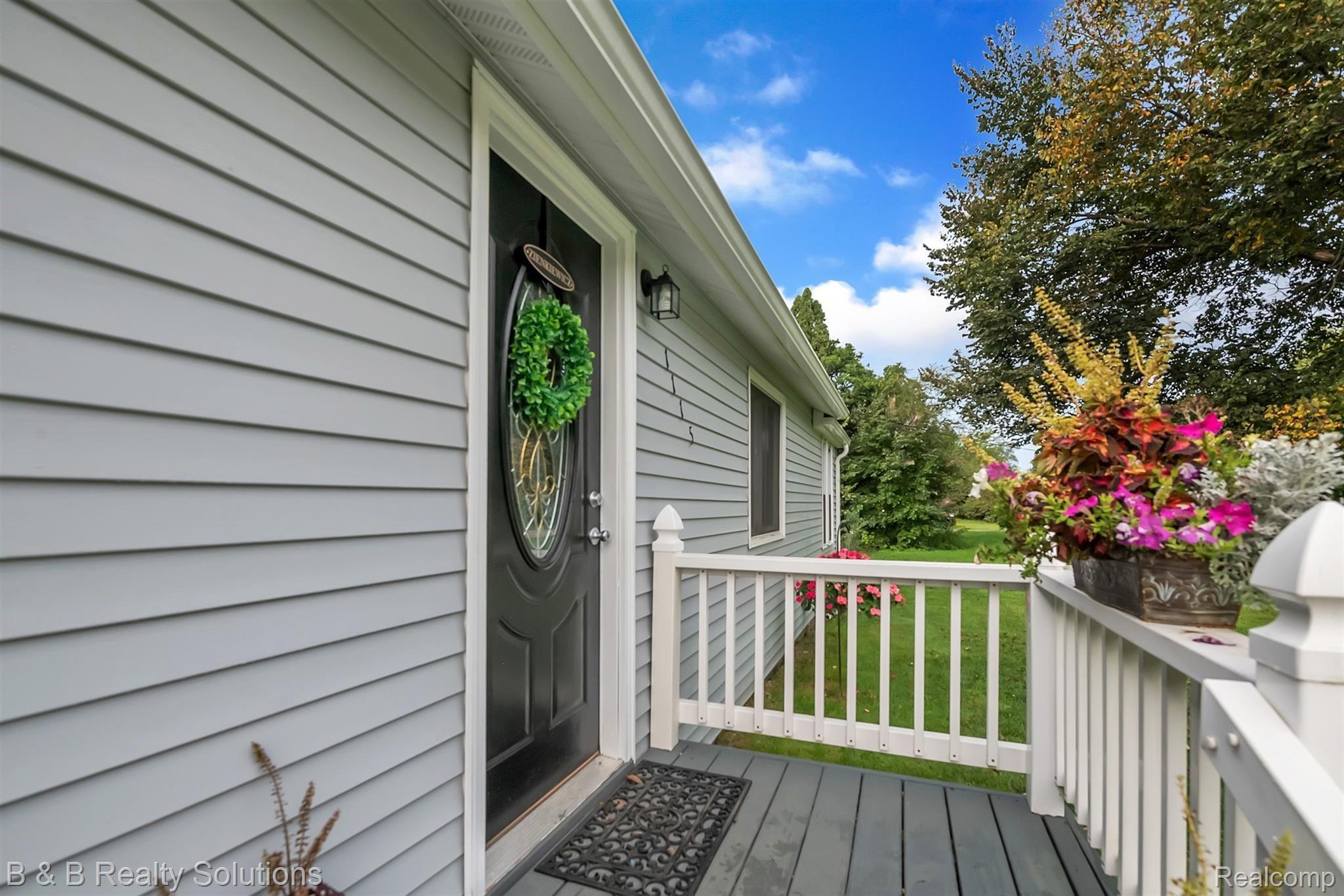 1115 Angle Road Lapeer, MI 48446 - Photo 5 of 39 05-1115 Angle Rd-WindowStill-Real-E.jpg