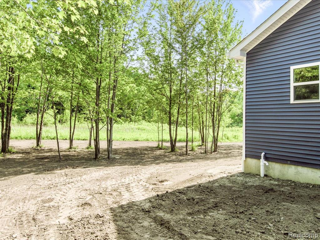 9711 Crawford Road Columbus, MI 48063 - Photo 28 of 36