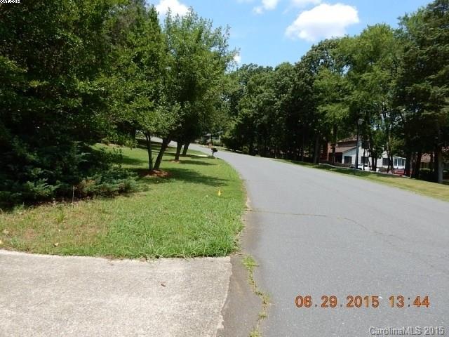7822 Robin Crest Road Charlotte, NC 28226 - Photo 2 of 21 Gallery Image 2