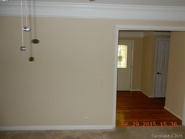 7822 Robin Crest Road Charlotte, NC 28226 - Photo 12 of 21 Gallery Image 12