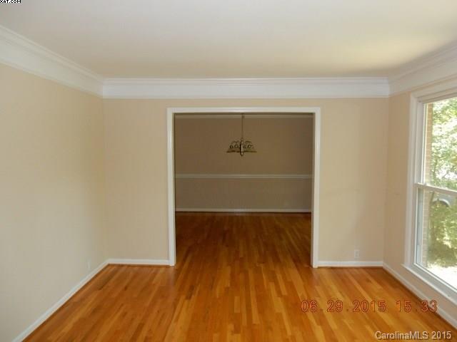 7822 Robin Crest Road Charlotte, NC 28226 - Photo 7 of 21 Gallery Image 7