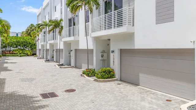 $9,800 | 1367 North Ocean Boulevard, Pompano Beach, FL 33062