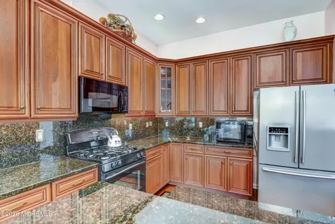 $975,000 | 24 Kings Mill Road, Monroe Township, NJ 08831