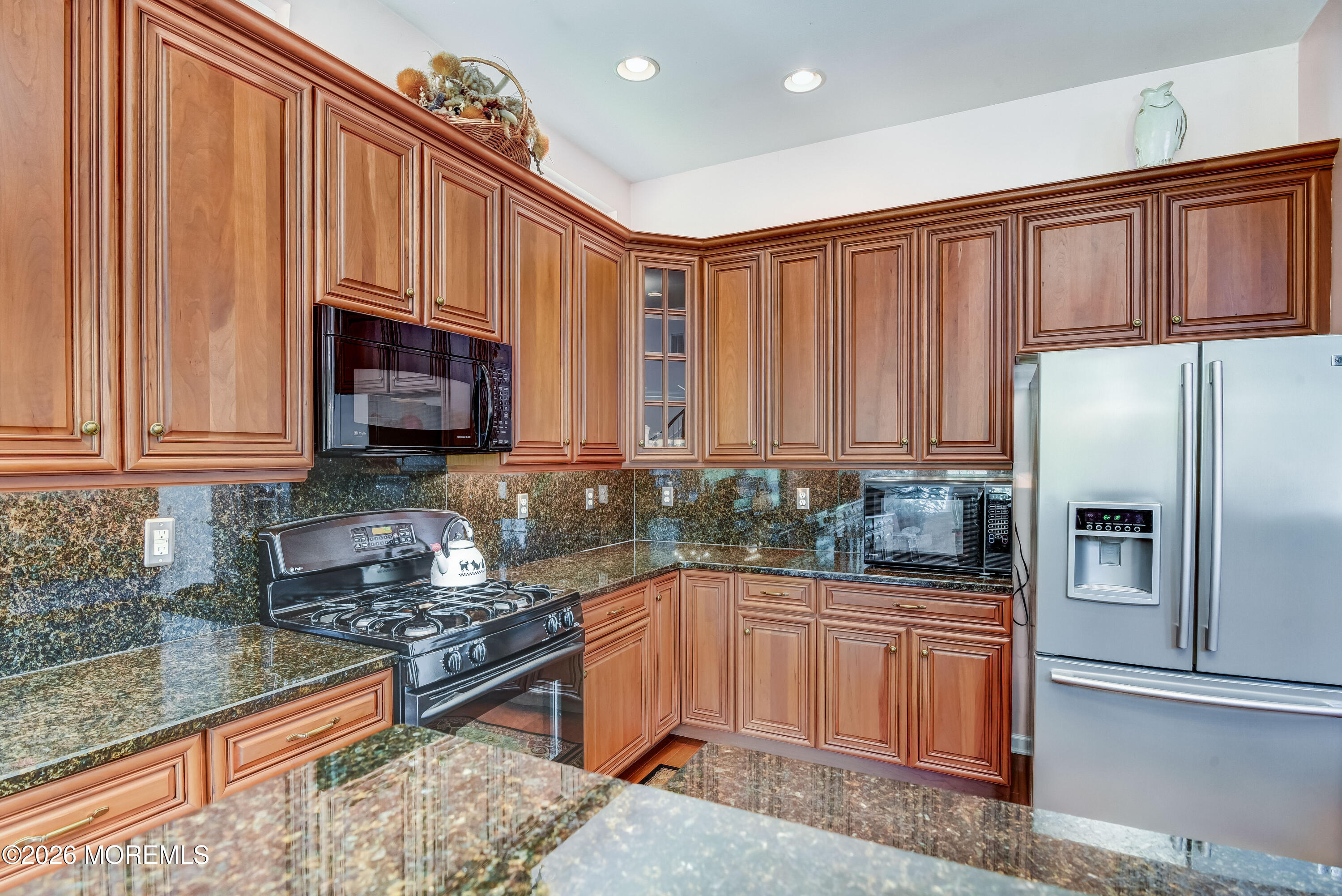 24 Kings Mill Road Monroe Township, NJ 08831 - Photo 11 of 28 10 Kitchen