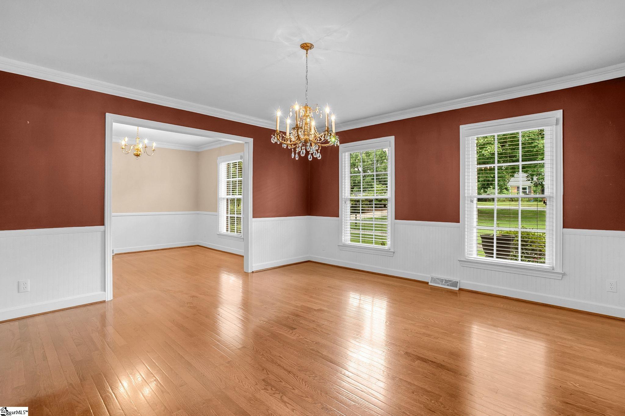 204 Montclair Road Greer, SC 29651 - Photo 4 of 43