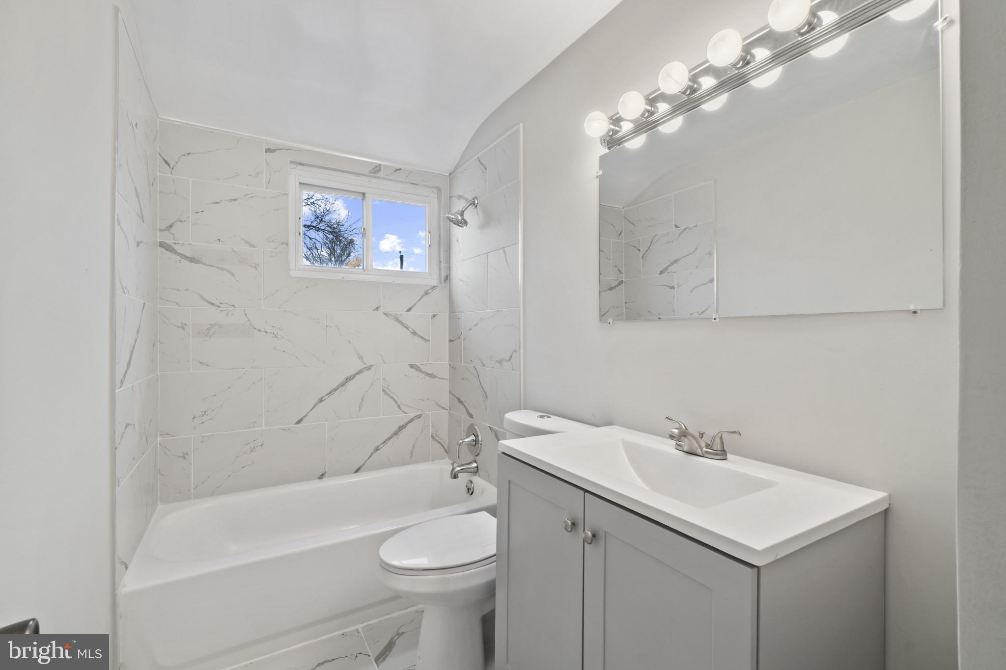 4923 St Gemma Road Baltimore, MD 21229 - Photo 11 of 25