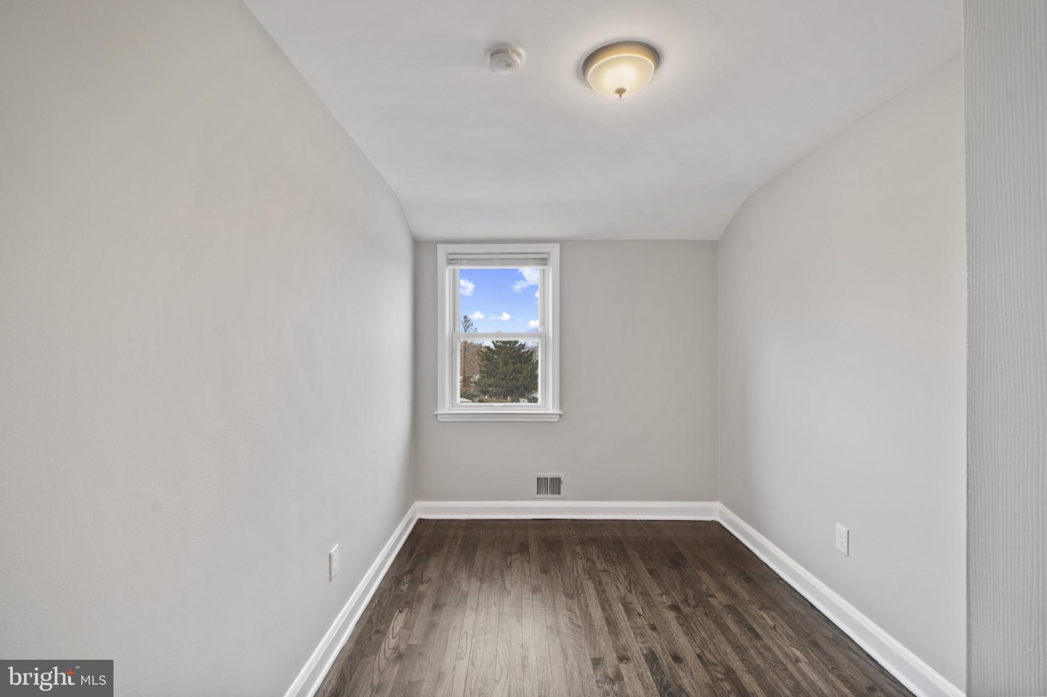 4923 St Gemma Road Baltimore, MD 21229 - Photo 17 of 25