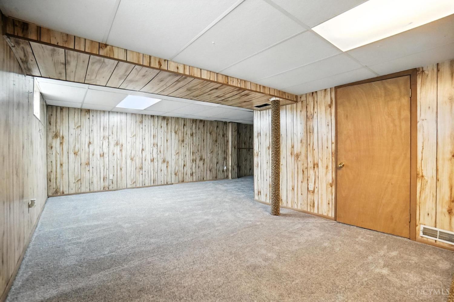 3451 Ebenezer Road Cincinnati, OH 45248 - Photo 23 of 42