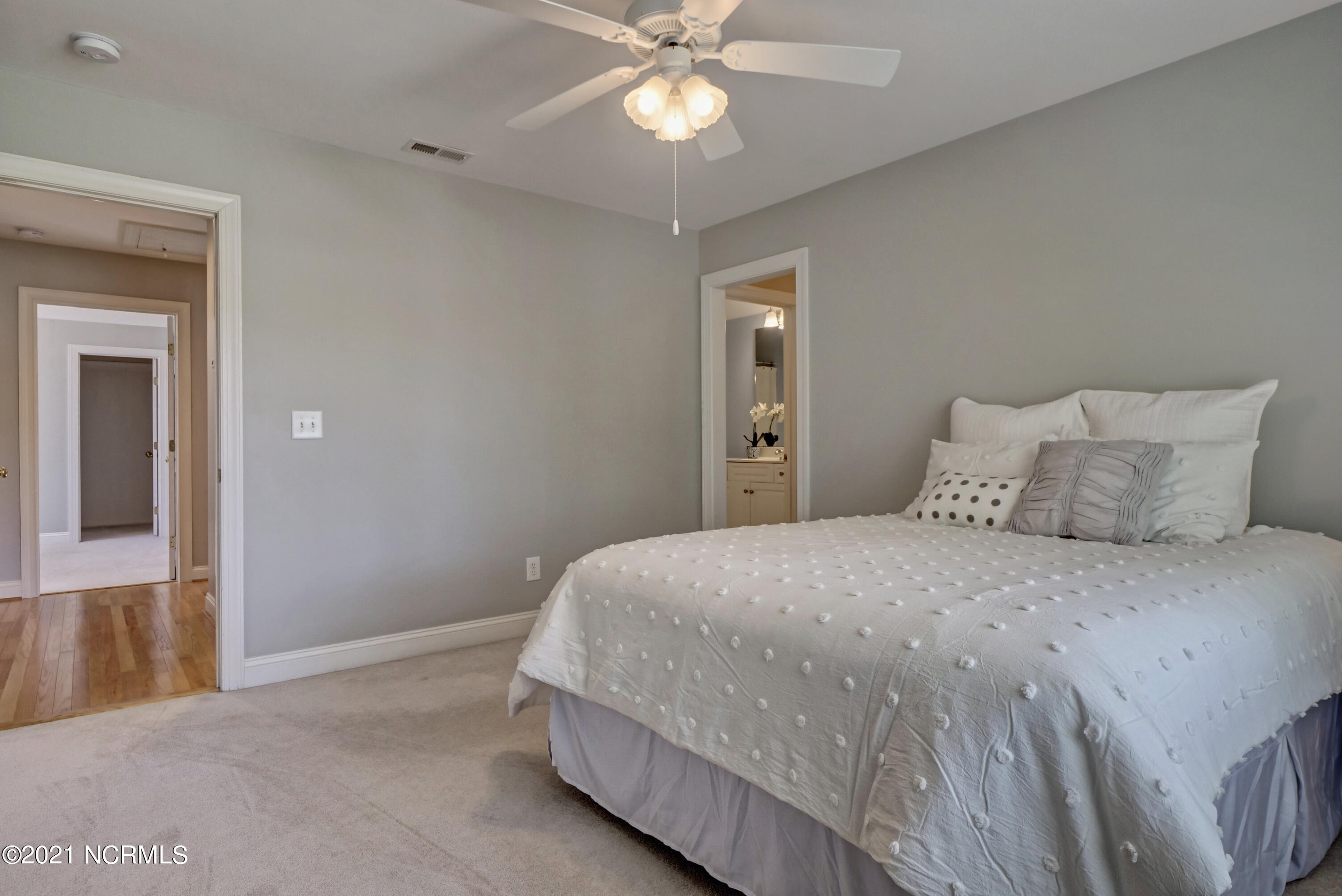 326 Garnercrest Road Wilmington, NC 28411 - Photo 21 of 39 Bedroom 3
