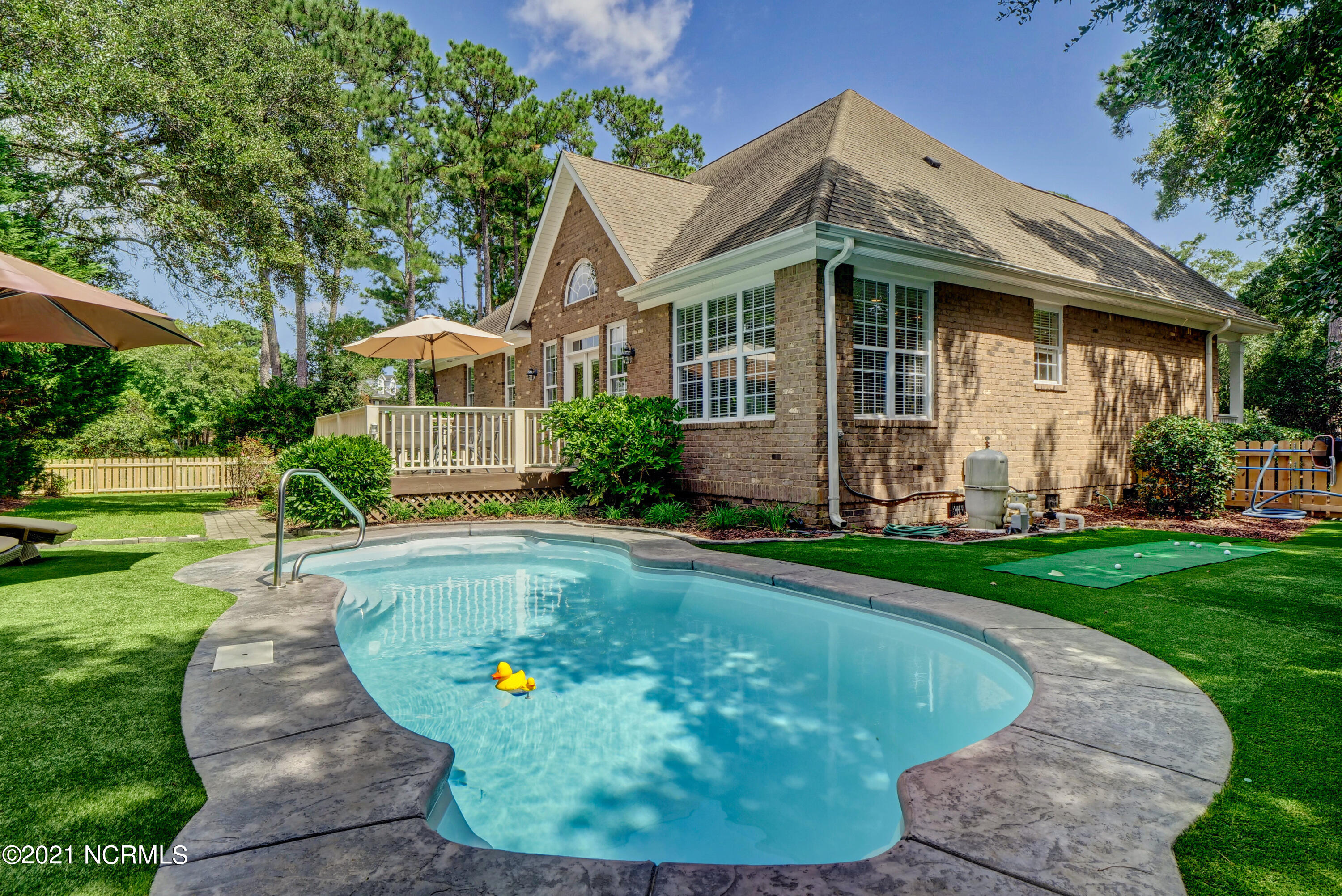 326 Garnercrest Road Wilmington, NC 28411 - Photo 30 of 39 In-ground pool