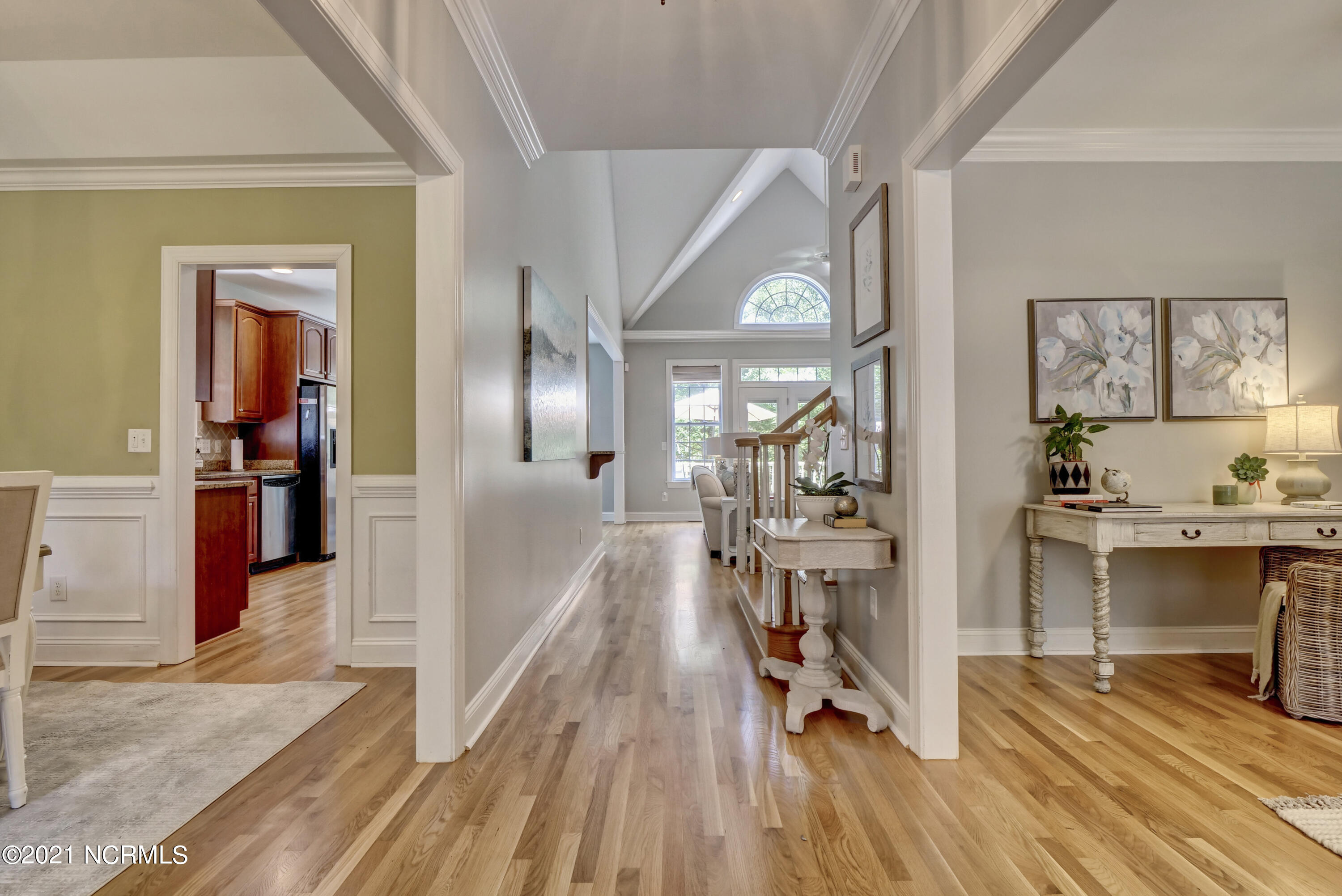 326 Garnercrest Road Wilmington, NC 28411 - Photo 4 of 39 Entry Hall