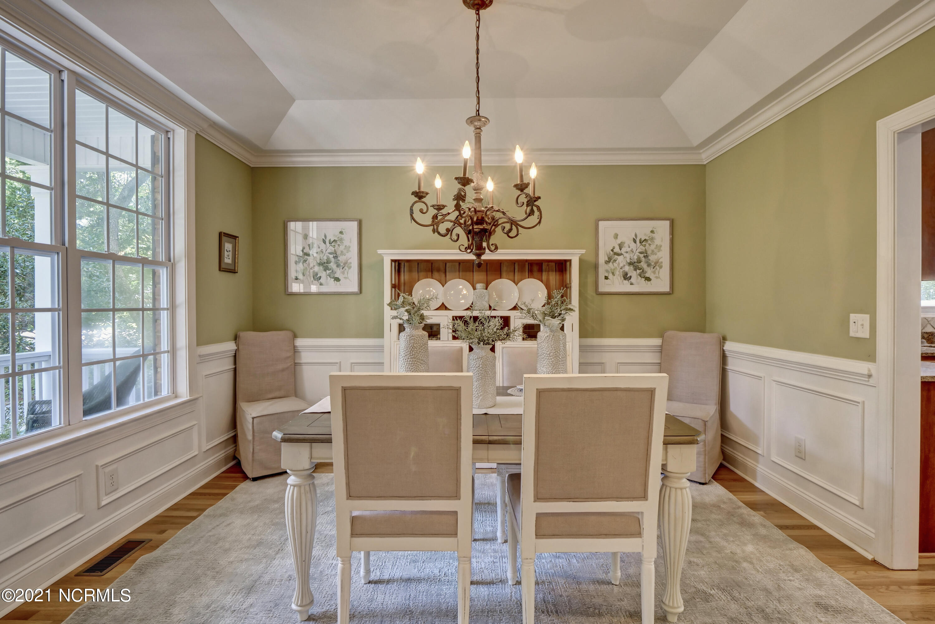 326 Garnercrest Road Wilmington, NC 28411 - Photo 5 of 39 Dining Room
