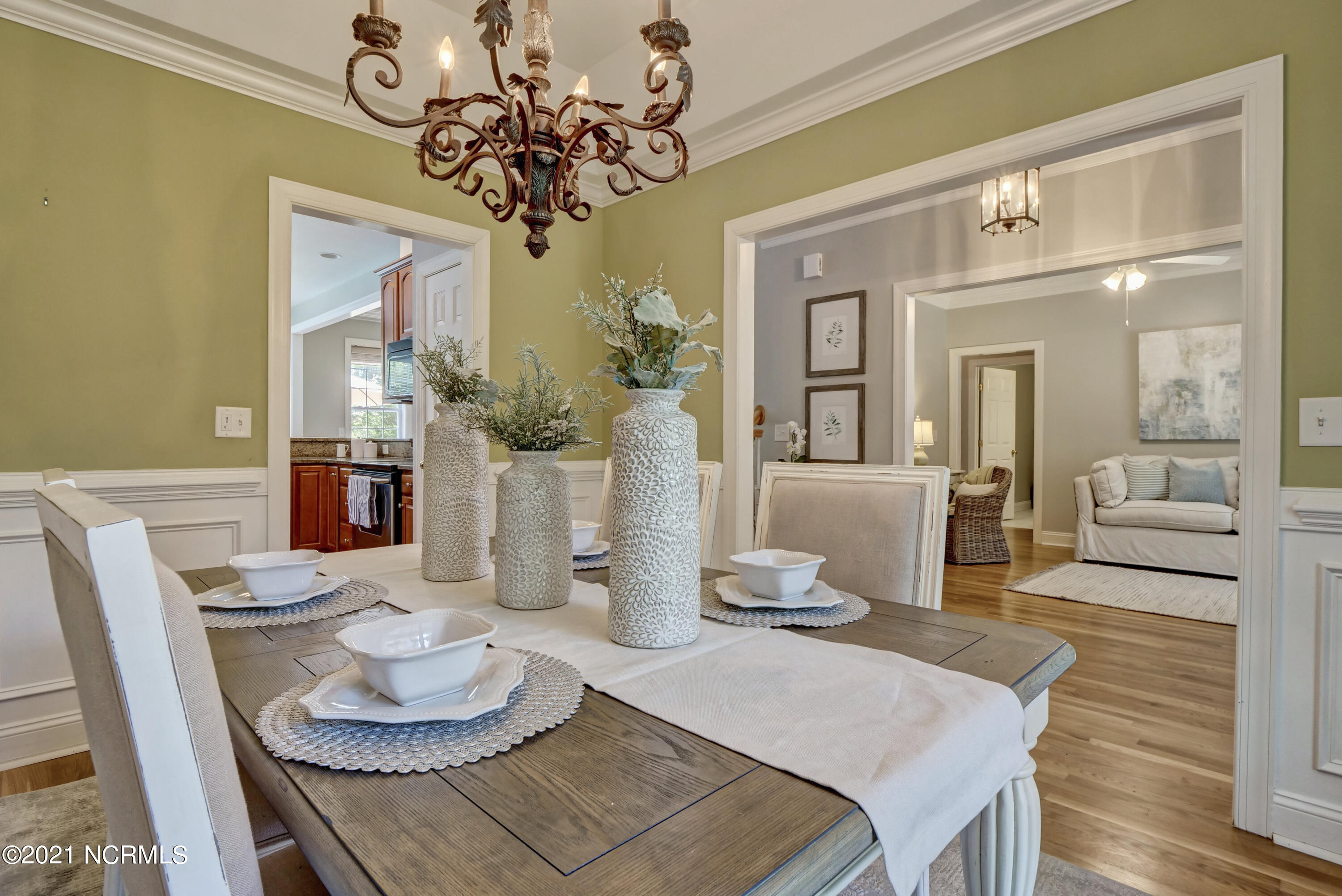 326 Garnercrest Road Wilmington, NC 28411 - Photo 6 of 39 Dining Room